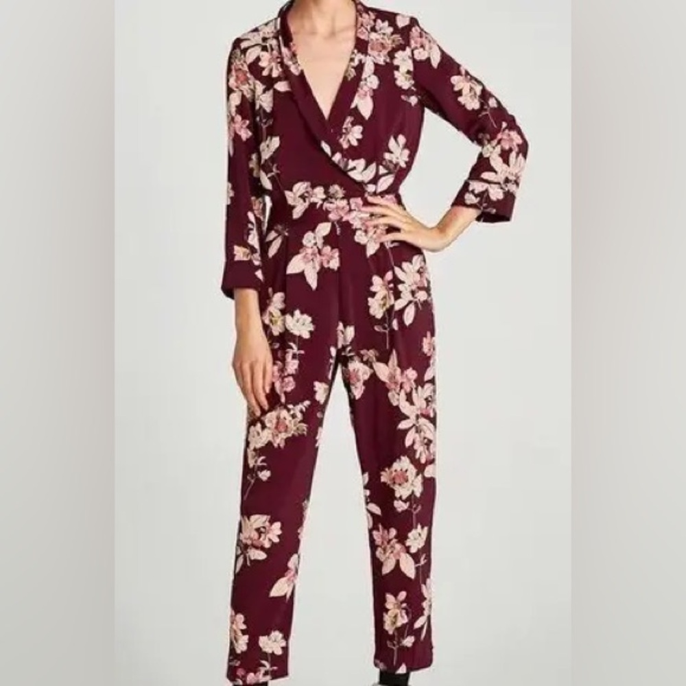 🛍️SALE🛍️ ZARA Floral Print Jumpsuit with‎ Open Back Details - Picture 4 of 7